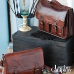 Zijn leren aktetassen nog wel geschikt voor op kantoor?Leather Company – Blog