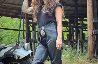 Leren motorchaps voor dames |  Een gids voor stijl en veiligheid